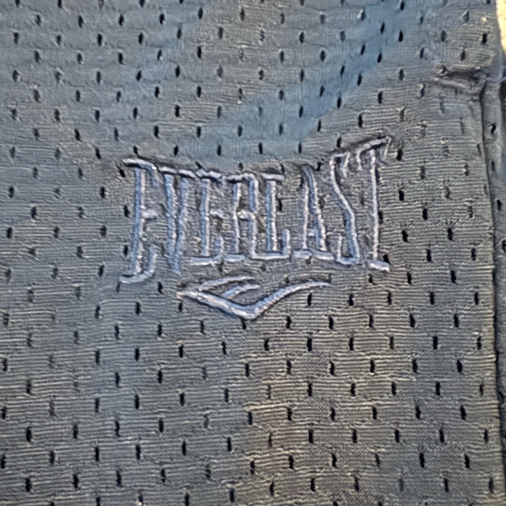 2/$9 Everlast Small Shorts Bundle - Navy and Gray - Picture 2 of 4
